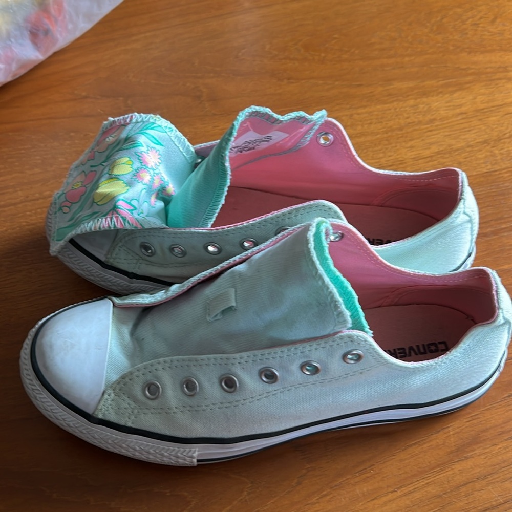 Low Top Converse All Star Size 5 Green Pink Floral Double Tongue